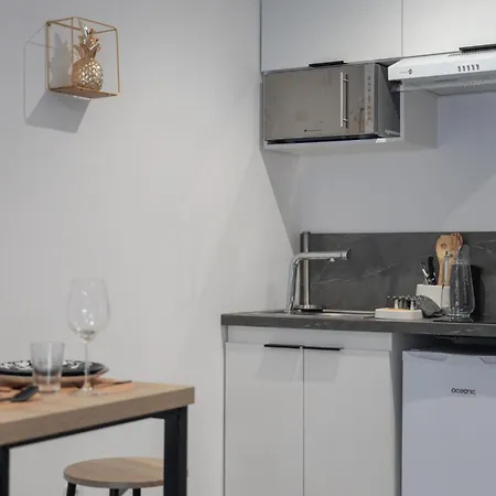 Citizenhouse Anzin - 4 Studios - 15 A 36M2 - Jardin - Terrasse - Acces Autonome - Wifi - Netflix Esterno foto