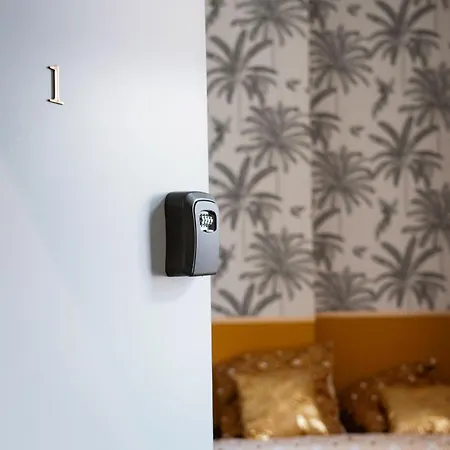 Citizenhouse Anzin - 4 Studios - 15 A 36M2 - Jardin - Terrasse - Acces Autonome - Wifi - Netflix Esterno foto