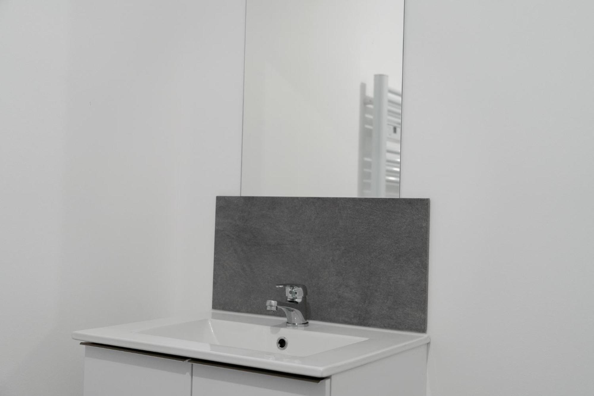 Apartment Citizenhouse - 4 - 15 A 36m2 - Jardin - Terrasse - Acces Autonome - Wifi - Netflix Anzin
