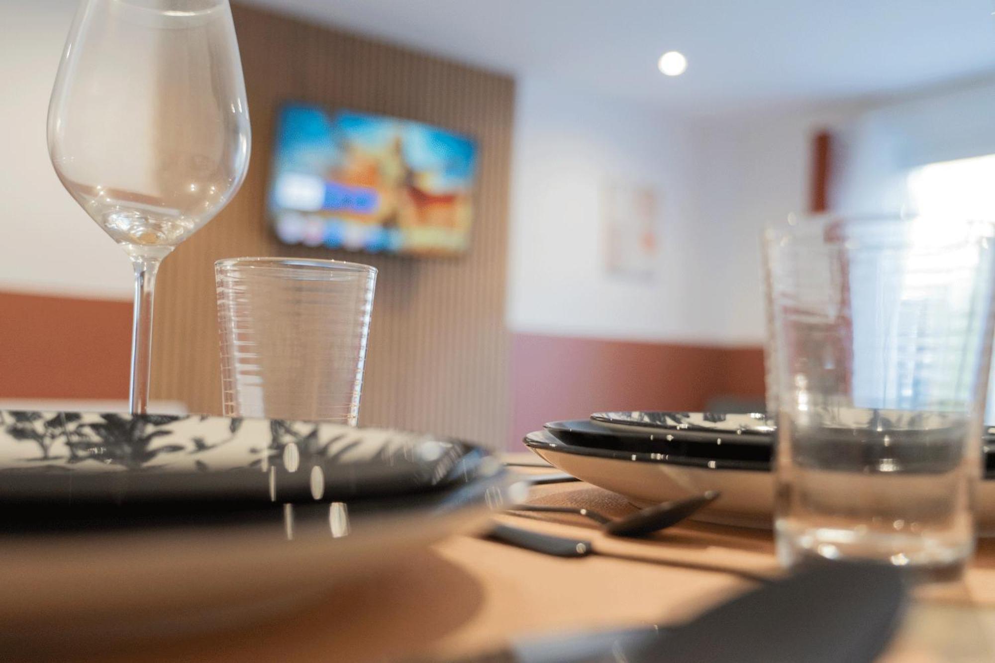 Citizenhouse - 4 - 15 A 36m2 - Jardin - Terrasse - Acces Autonome - Wifi - Netflix Apartment Anzin